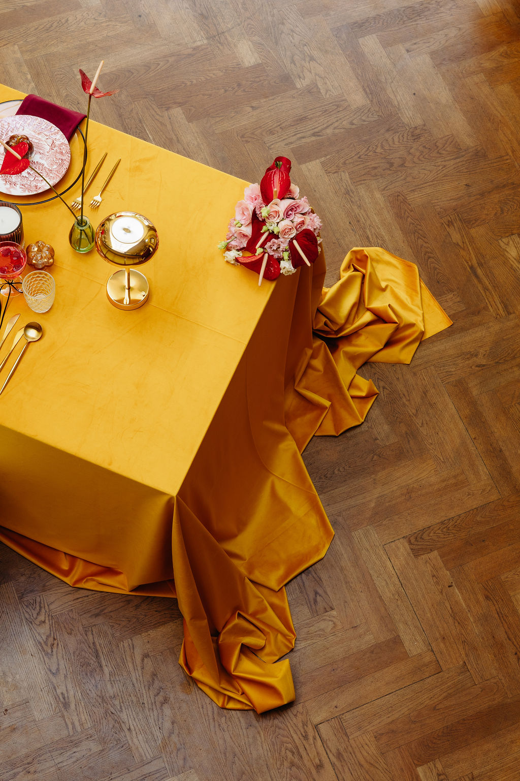Samt-Tischdecke Senfgoldene Farbe 300 × 400 cm, bügelfrei (Copy)